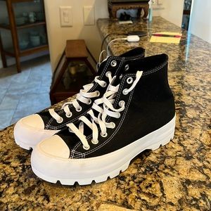 Size 9.5 platform converse.